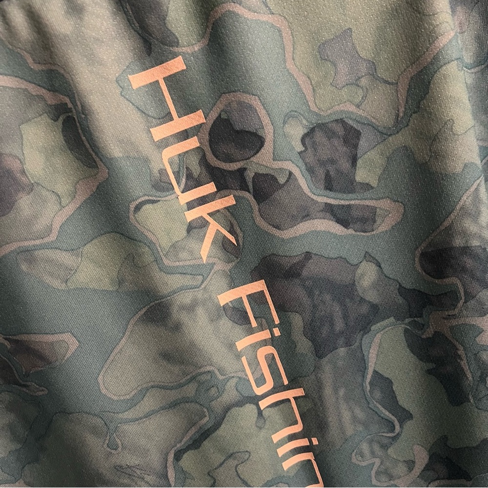 HUK Performance Men XL Long Sleeve Light Blue Graphic Print Fishing Shirt UPF - Picture 9 of 10